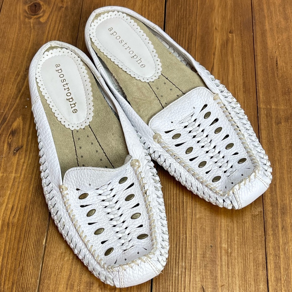 Apostrophe white slip on leather moccasins size 6